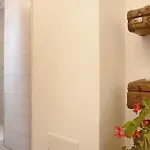 Dimora Vittoria - Maggiore Casalzuigno