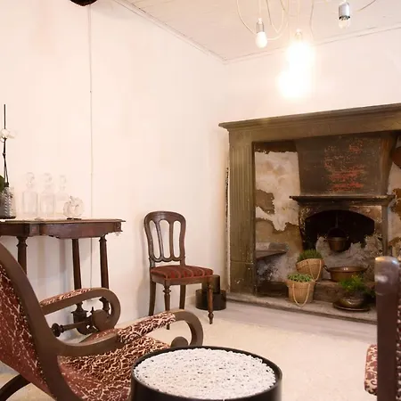 Dimora Vittoria - Maggiore * Casalzuigno