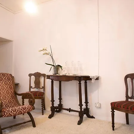 Dimora Vittoria - Maggiore * Casalzuigno