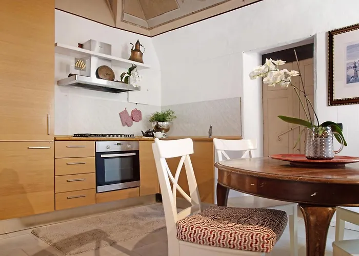 Dimora Vittoria - Maggiore Daire *