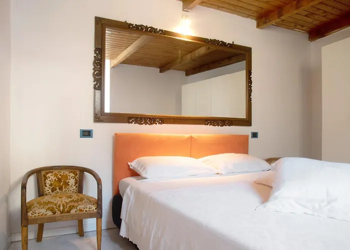 Dimora Vittoria - Maggiore Daire Casalzuigno